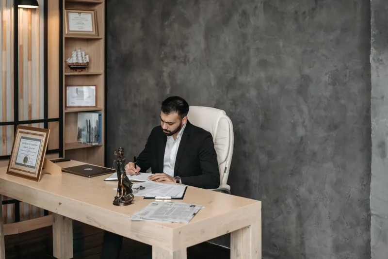 What's Actually in a Power Player's Desk Drawer: The Unglamorous Paper Habits of Top Executives