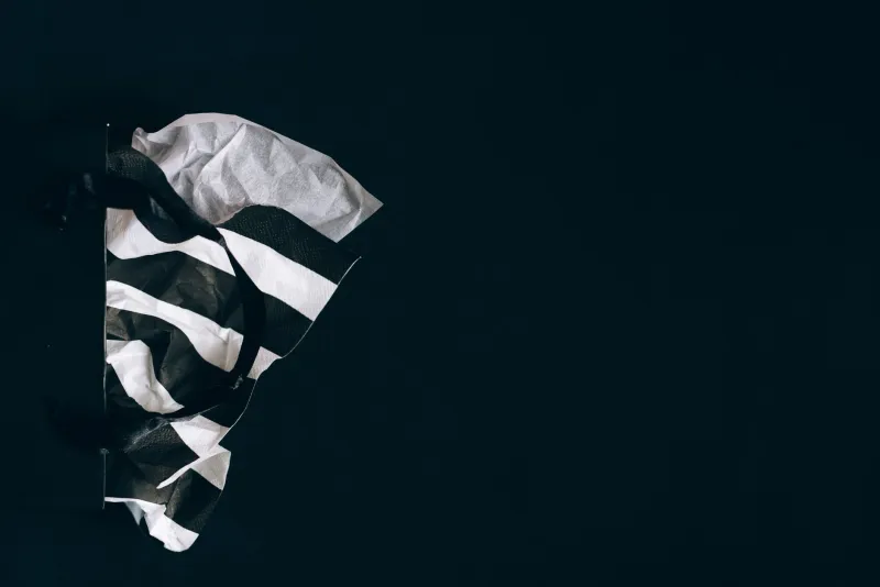 What Customers Feel Before They See: Using Paper to Turn Packaging Into a Brand Experience